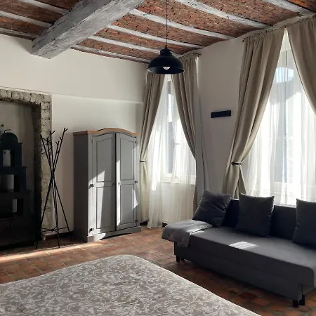 6 Personnes Ferme Du Chateau * Fontaine-l'Eveque