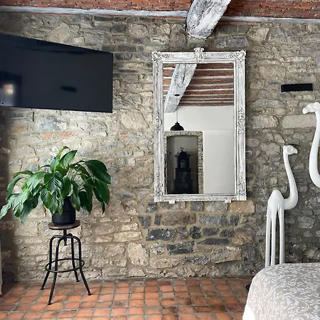 6 Personnes Ferme Du Chateau Fontaine-l'Eveque